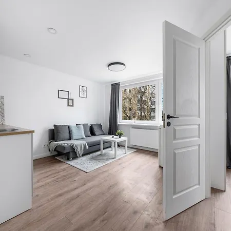 Bright, Cozy 5 Min Walk To Old Town Апартаменты Вильнюс