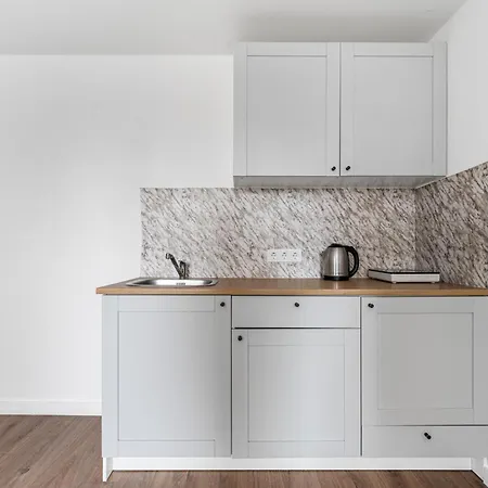 Апартаменты Bright, Cozy 5 Min Walk To Old Town Вильнюс